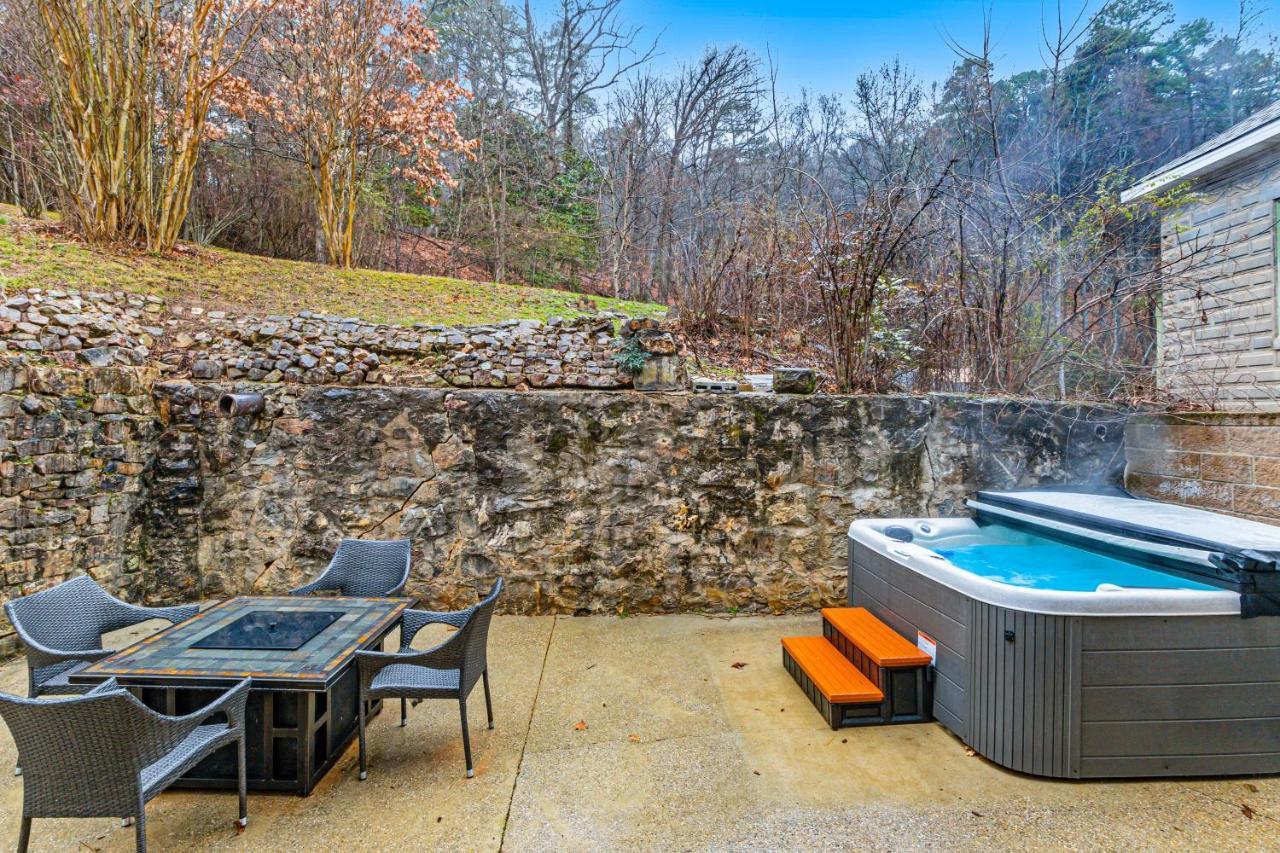 The Elizabeth Vila Hot Springs Exterior foto